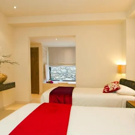 Puerto Del Carmen Sleeps 6 Pool Air Con Wifi Villa Puerto del Carmen (Lanzarote)