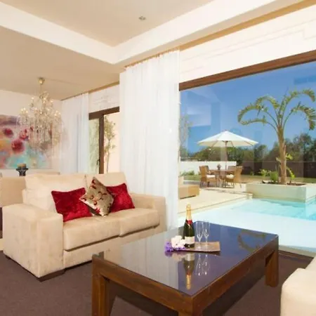 Villa Puerto Del Carmen Sleeps 6 Pool Air Con Wifi Puerto del Carmen (Lanzarote)